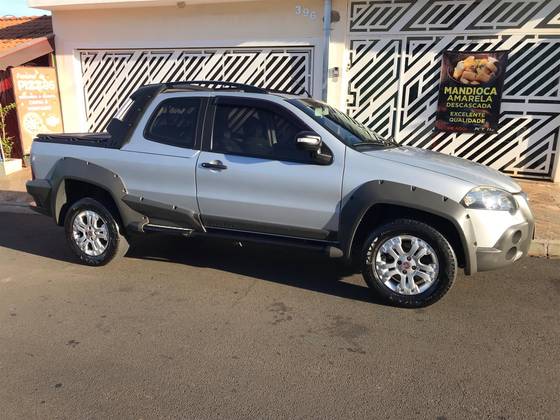 FIAT STRADA 1.8 MPI ADVENTURE CD 16V FLEX 2P MANUAL FIAT STRADA 1.8 MPI ADVENTURE CD 16V FLEX 2P MANUAL